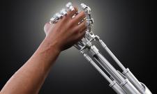 Roboterhand - Menschenhand